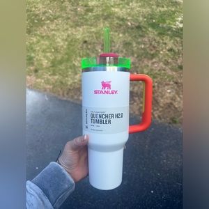 *BRAND NEW LIMITED EDITION/LIMITED RELEASE* Neon Stanley Quencher!